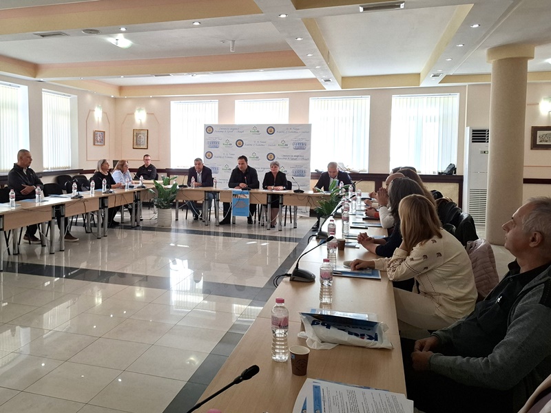 Участници в кръглата маса „Бизнес Лингва“ в конферентна зала на Стопанска академия – Свищов