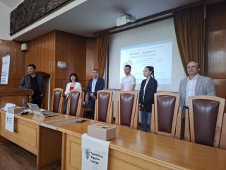 Над 160 зрелостници гостуваха в Свищовската академия по пилотна за България инициатива