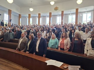 В Стопанска академия „Димитър А. Ценов” бе официално открита новата учебна година