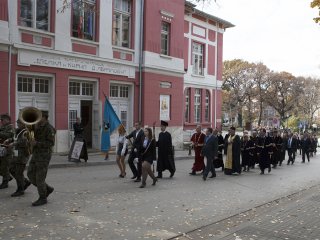 Патронен празник и 83 години от създаването си чества Стопанска академия „Д. А. Ценов” – Свищов