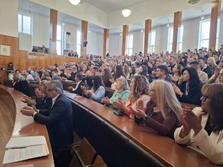 В Стопанска академия „Димитър А. Ценов” бе официално открита новата учебна година