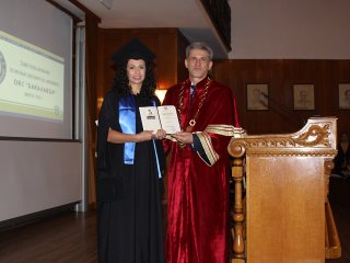 В Стопанска академия „Д. А. Ценов” се дипломира випуск 2019 в ОКС „бакалавър”