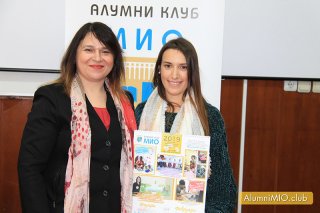 Alumni Club MIO presented its new calendar titled "Life is Short, Art is Eternal"