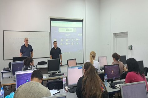 Центърът за професионално обучение стартира курс за придобиване на дигитални компетентности по КК:4 Цифрова компетентност, средно ниво (ниво 3-4 от DigComp) с 11 безработни лица