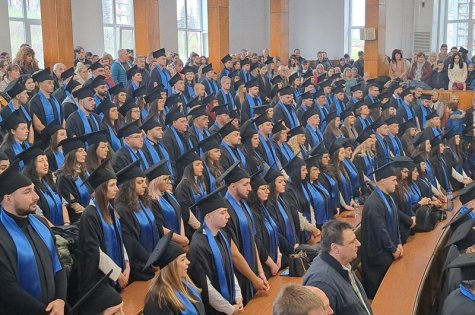 С тържествени церемонии в Свищовската академия се дипломира випуск ’2023 в ОКС „бакалавър”