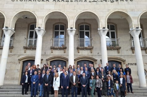 Национална конференция срещна в Свищовската академия представители на научните среди и експерти в застрахователната и осигурителната практика
