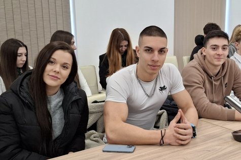 Студентският  съвет участва в среща за младежки инициативи, организирана от Младежки център  Свищов и Община Свищов