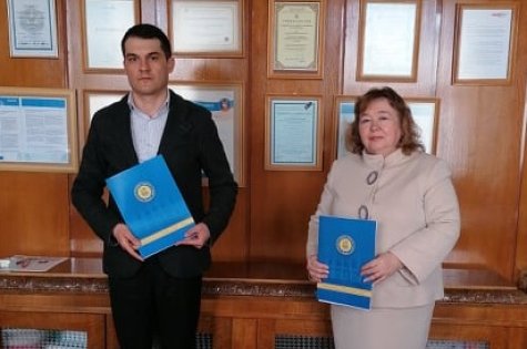 Меморандум за сътрудничество сключиха Стопанска академия „Д. А. Ценов” и БАЗ