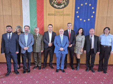 Ректорът на Стопанската академия участва в работна среща с областния управител на Велико Търново и посланика на Швейцария