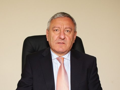Петрозар Петков: Свищовската академия ме подготви напълно за изискванията на практиката и за кариерното ми израстване