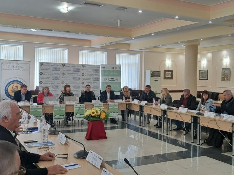 Научни дискусии по съвместен проект проведоха Свищовската академия, УНСС – София и ИУ – Варна