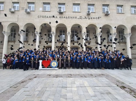 Свищовската академия дипломира своите бакалаври от Випуск ‘2025