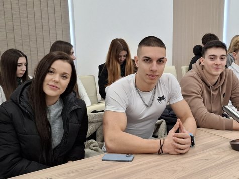 Студентският  съвет участва в среща за младежки инициативи, организирана от Младежки център  Свищов и Община Свищов