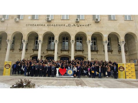 Национално ученическо състезание по банкиране, финансиране и бюджетиране събра в Стопанска академия 110 средношколци