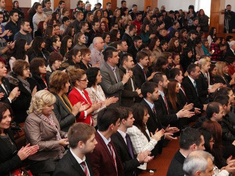 Признания и награди получиха изявени свищовски студенти в навечерието на своя празник 8 декември