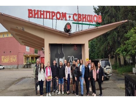 Посещение на студенти от специалност „Стопанско управление“ в практиката